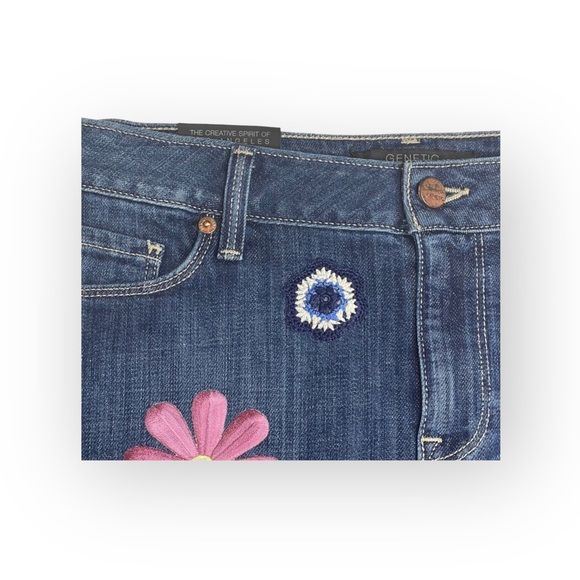 new Genetic Denim ☻ Festival Flower Patch Denim Mini Skirt ☻ Studio City ☻ 25 ☻︎ - Picture 8 of 16